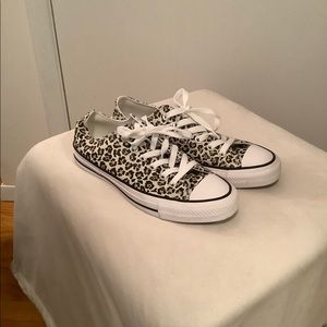 Converse Low Top sneakers